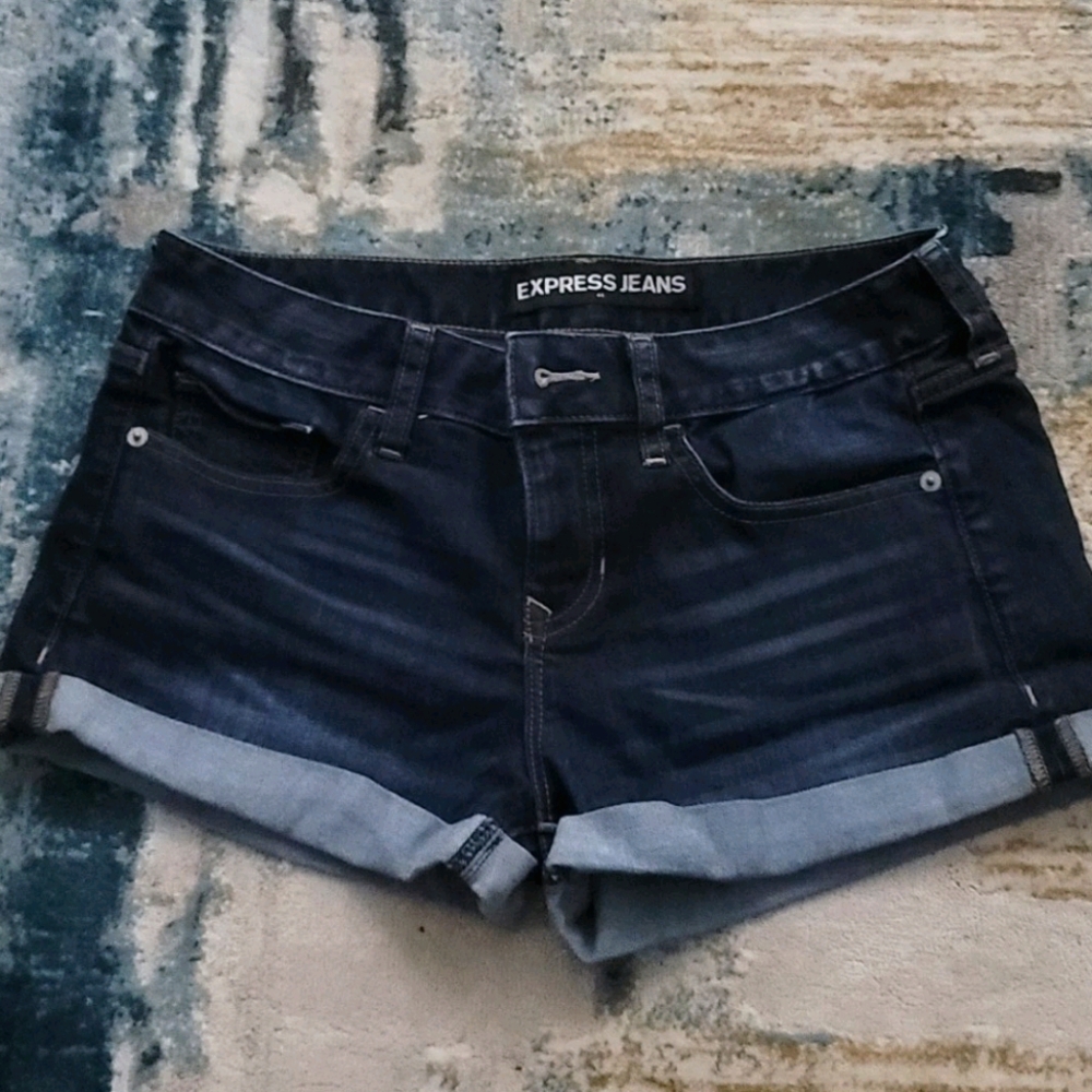 Express shorts